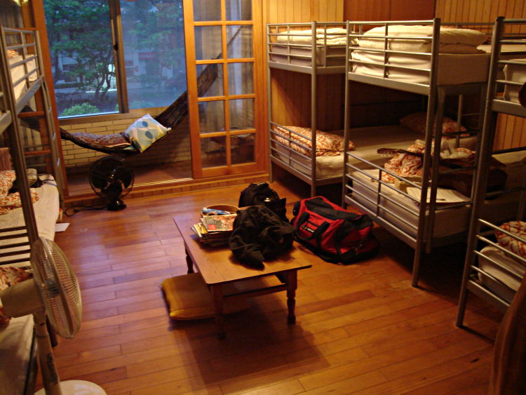 imagem-de-dormitório-de-hostel