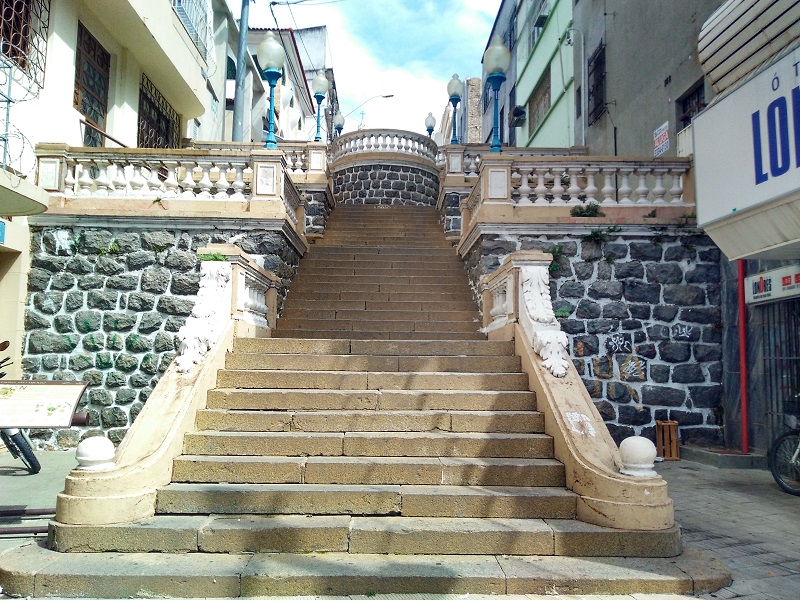 escadaria-são-diogo-centro-de-vitoria