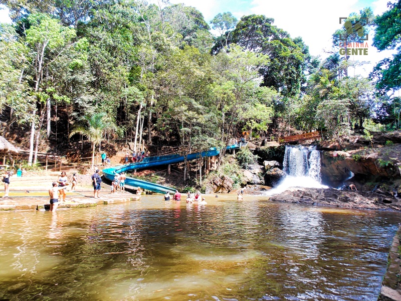 parque-aquatico-do-parque-cachoeira-veu-da-noiva-em-santa-leopoldina