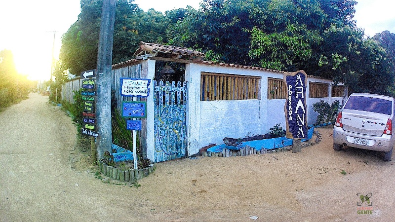 foto-mostra-a-rua-de-frente-da-pousada-onde-se-pode-deixar-o-carro-tranquilamente-em-regência-linhares-es