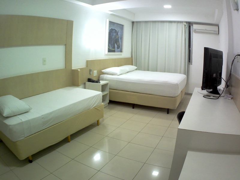 foto-da-suite-do-hotel-pratti-linhares-es