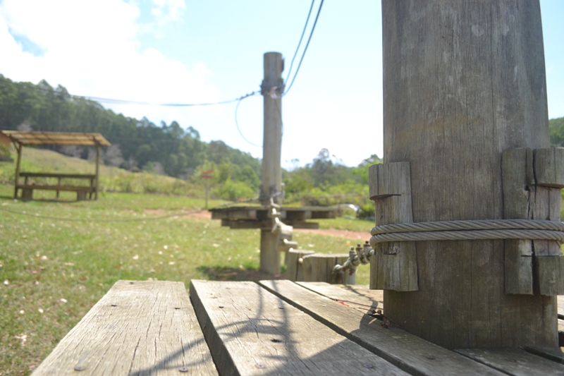 foto-mostra-começo-do-trajeto-para-crianças-na-selva-sassiri-em-venda-nova-do-imigrante-es