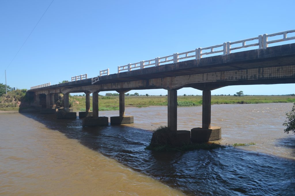 imagem-de-ponte-sobre-rio