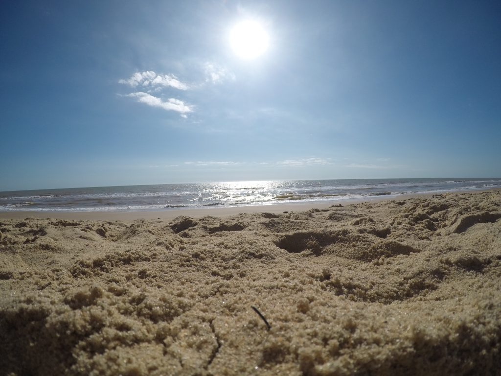imagem-de-areia-na-praia