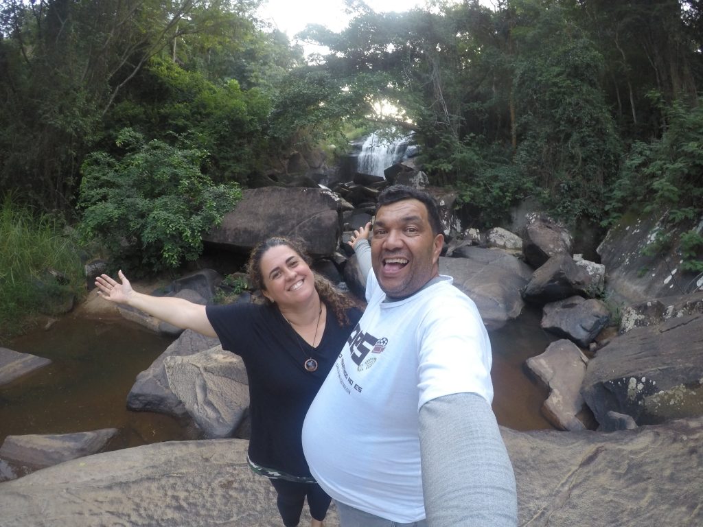 cachoeira-três-quedas-em-atilio-vivacquá-es