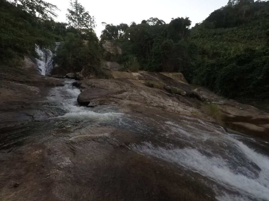 cachoeira-de-baixo-mundo-novo-em-rio-novo-do-sul-es