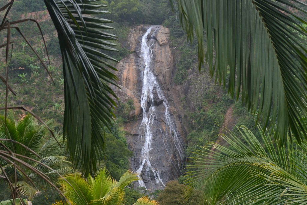 cachoeira-das-andorinhas-em-santa-leopoldina-es