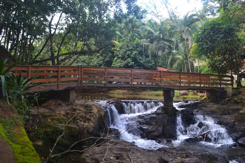 parque-cachoeira-véu-de-noiva-em-santa-leopoldina-es