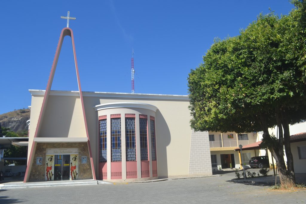 igreja-nossa-senhora-auxiliadora-em-jeronimo-monteiro-es