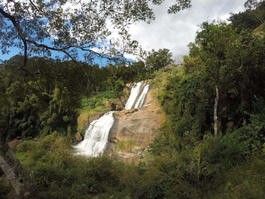 cachoeira-da-fumaça-em-conceição-do-castelo-es