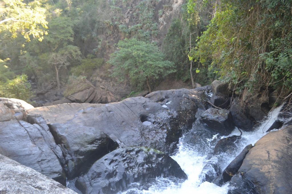 cachoeira-de-mangaravite-em-bom-jesus-do-norte-es