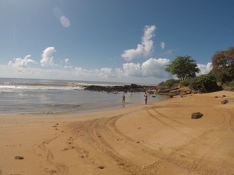 praia-de-carapabus-serra-es