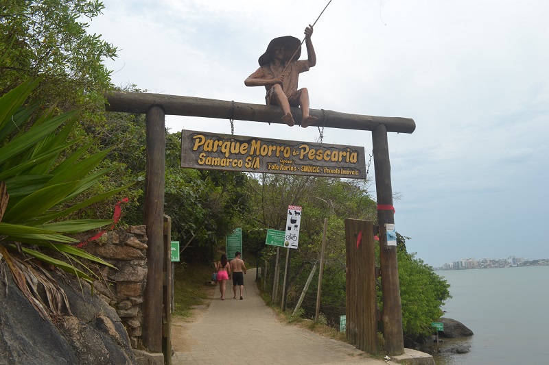 portal-de-entrada-do-parque-morro-da-pescaria-em-guarapari-es