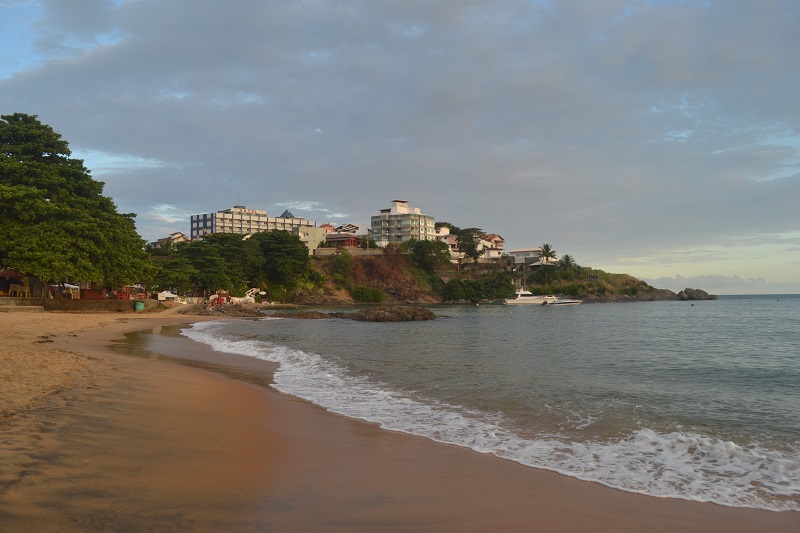 praia-da-areia-preta-em-iriri-anchieta-es