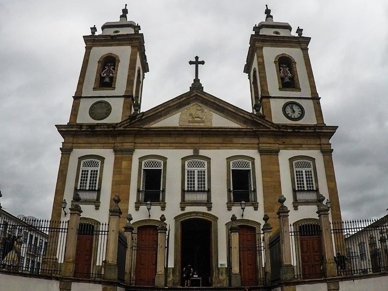 File:Fachada das casas antigas em São João del-Rei-MG (1512648952).jpg -  Wikimedia Commons